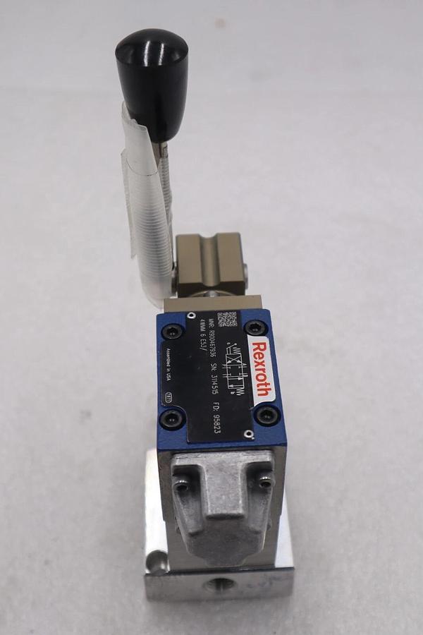 REXROTH 3114515 Hydraulic Valve / SUN HYDRAULICS EBA 1EF9-AC #K-2670