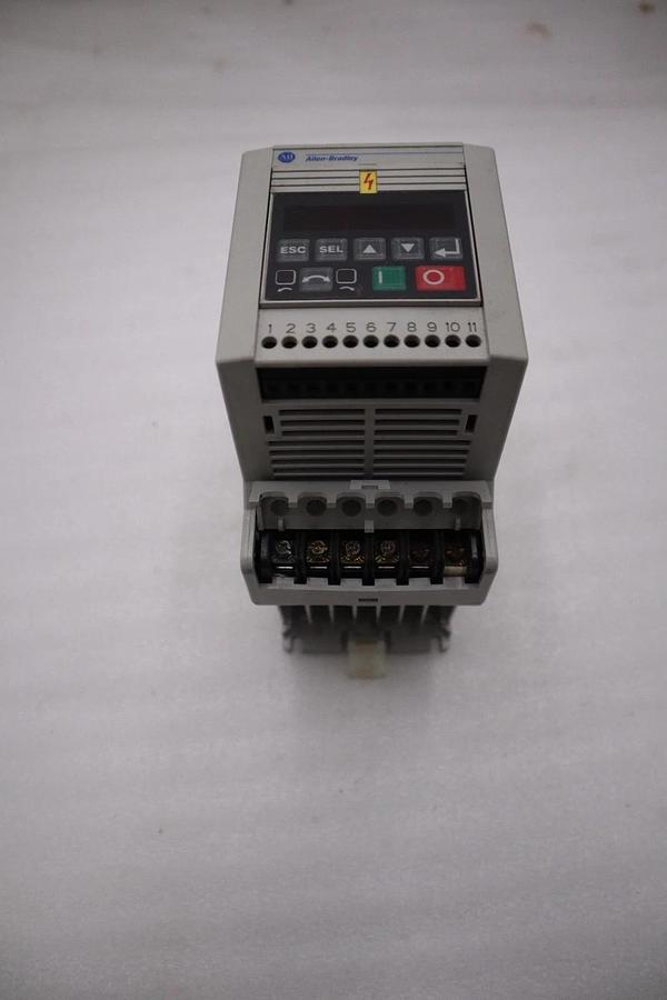 Used Allen Bradley 160-BA04PSF1 /C Speed Controller 1.5KW/ 2HP STOCK H1257