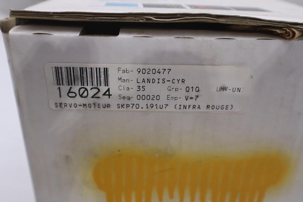 Used SIEMENS SKP75.011U1 Air/Gas Ratio Controlling Valve Actuator STK GF997