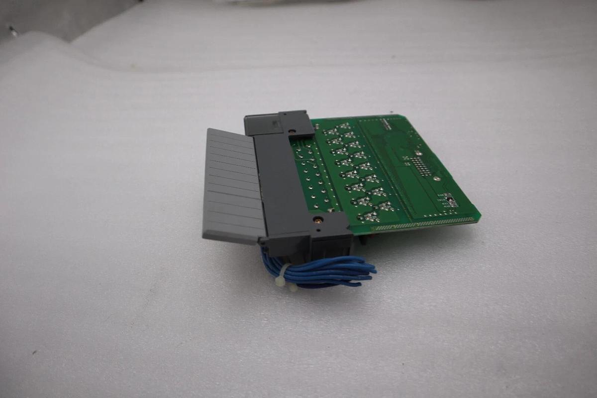 Used Allen Bradley 1746-OV16 /C SLC 500 16-Point Digital Output Module STOCK K-676-C