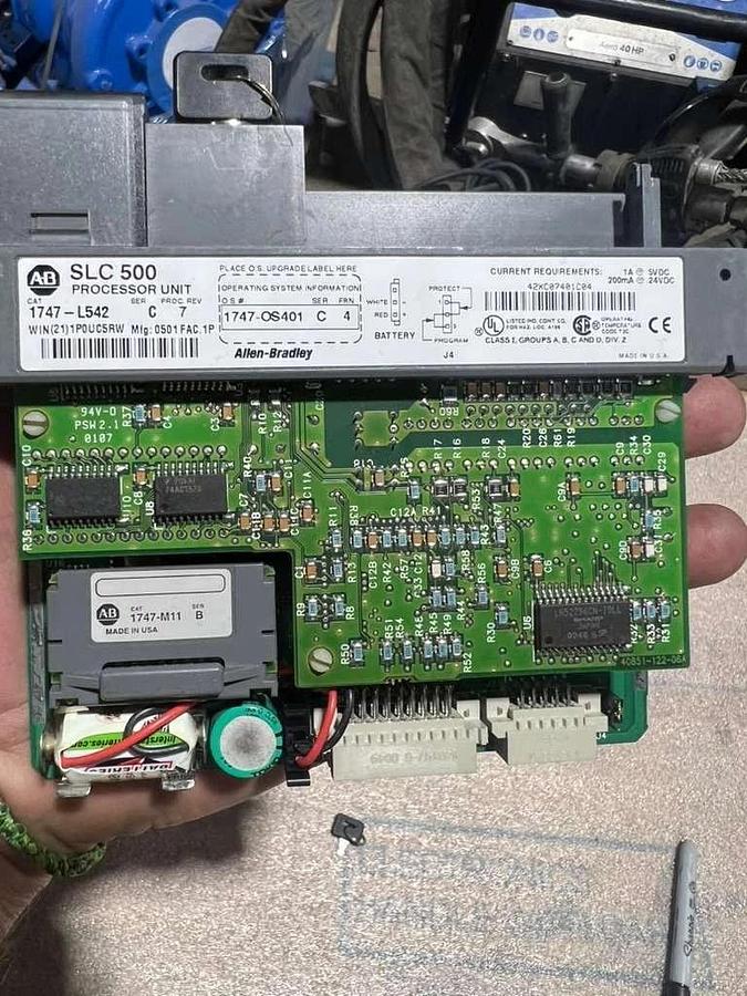 NEW OPEN BOX AB Allen-Bradley 1747-L542 SER C SLC500 Processor Unit STK L811CC