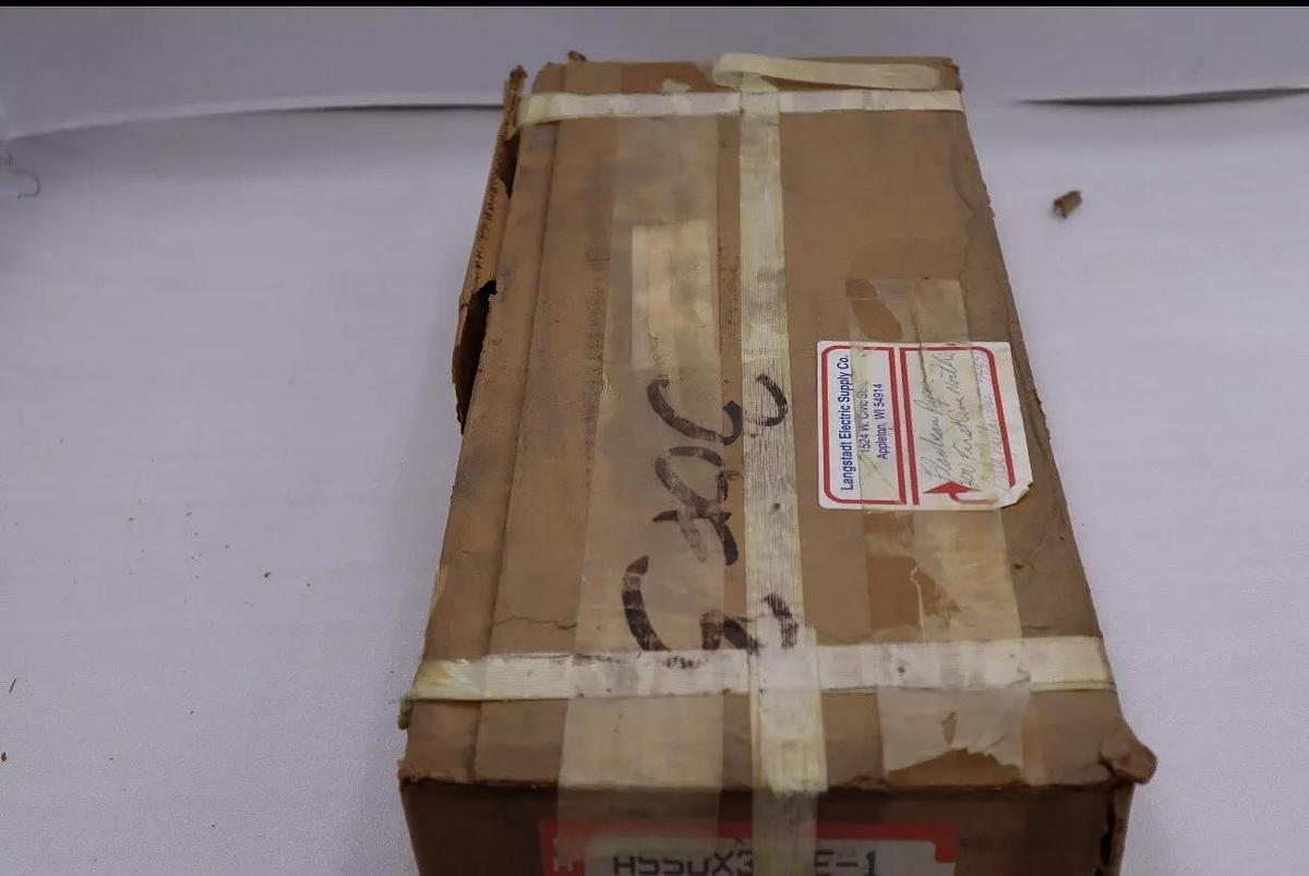 Used NEW Gould Shawmut A550X300E-1 300E Amp 5.5kV Amp-trap Fuse CS-3 300A NIB L-190