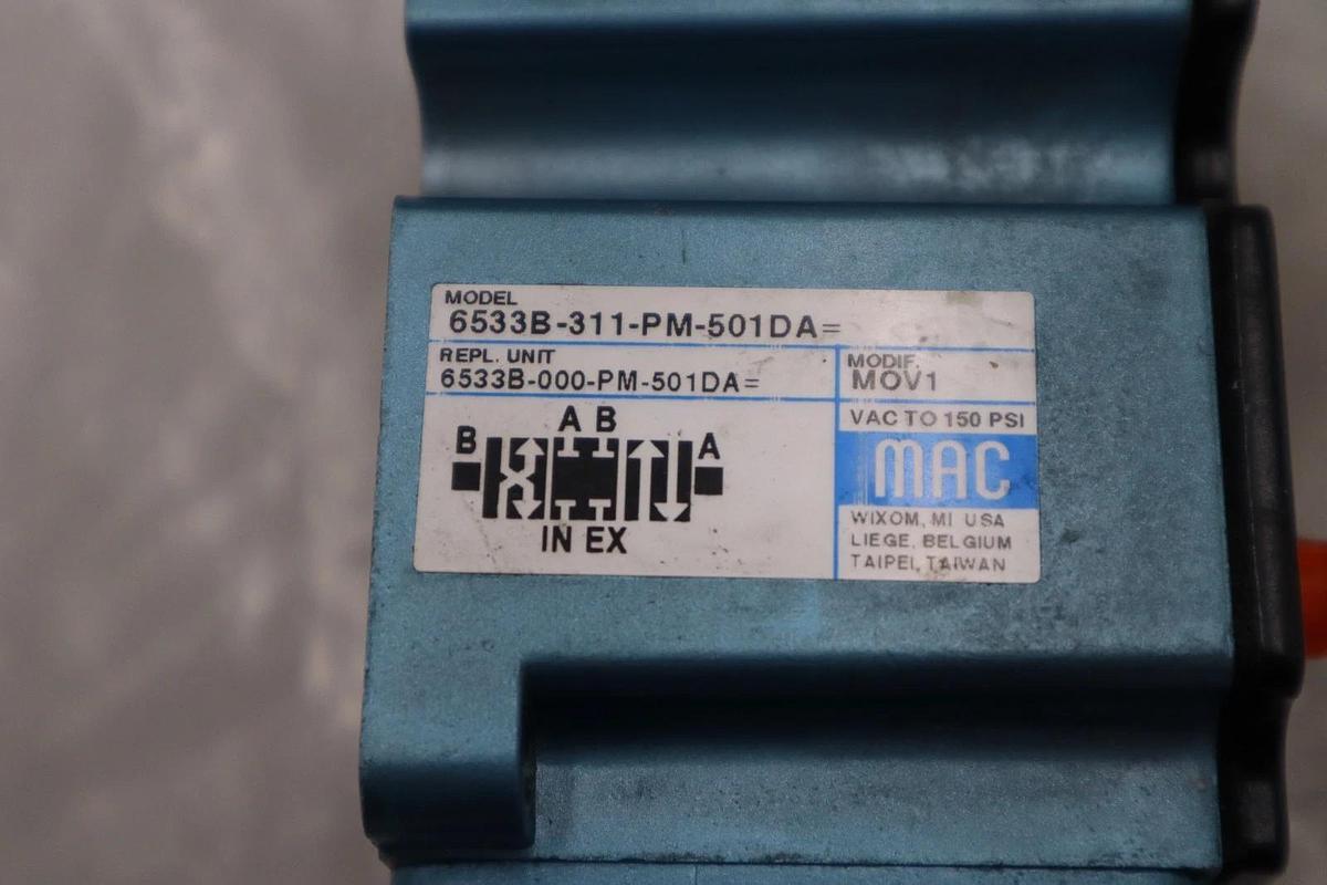 Used NEW Mac Valve 6533B-311-PM-501DA 4/3-way Closed Center STK H1461