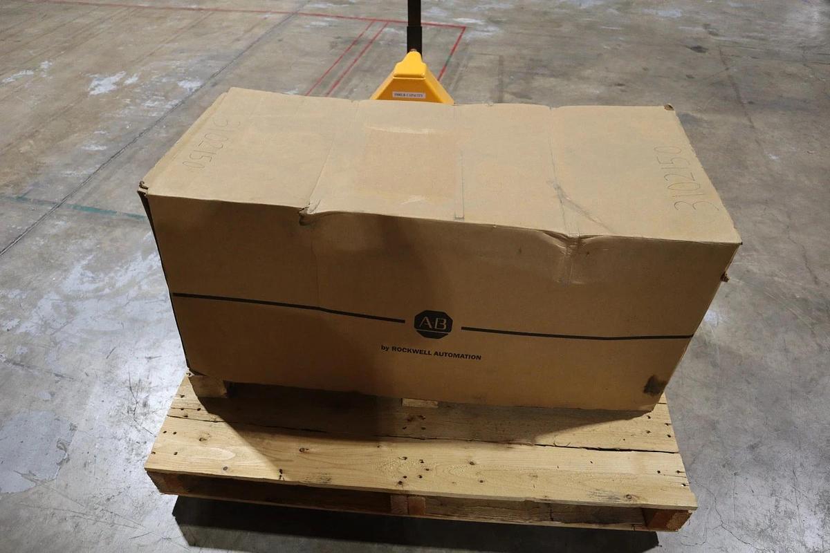 NEW Allen Bradley 20F1AND302JN0NNNNN PowerFlex 753 AC Drive A 480V 250HP #S687