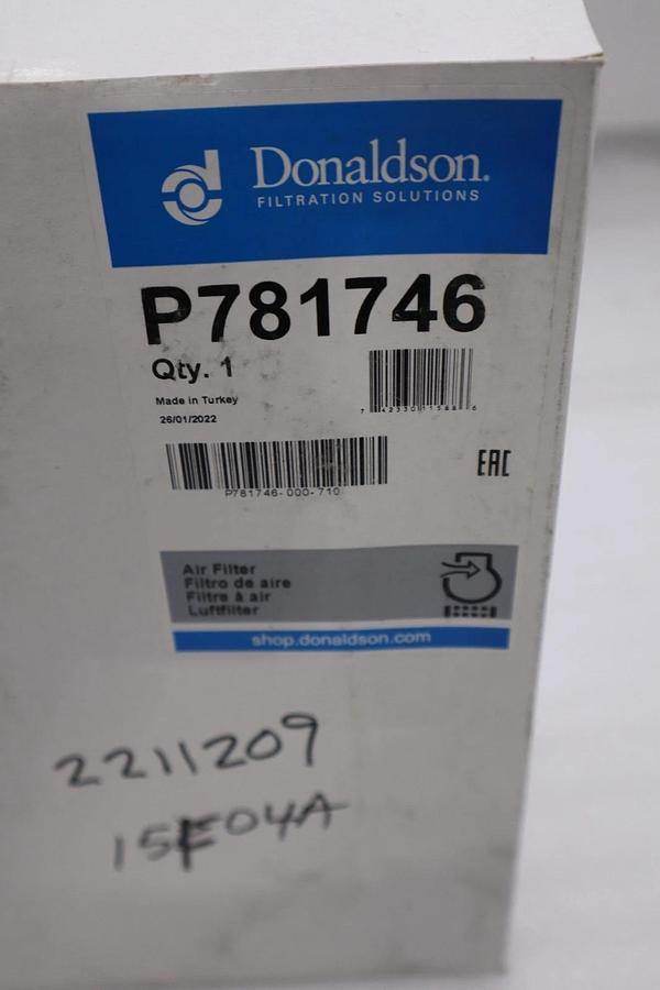 NEW OPEN BOX DONALDSON P781746 AIR FILTER STK H335
