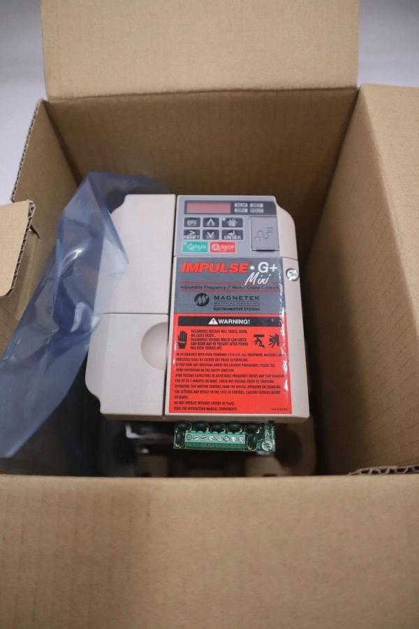 NEW Yaskawa CIMR-VU4A0005BAA V1000 AC DRIVE 2 HP NEW IN BOX STOCK G450