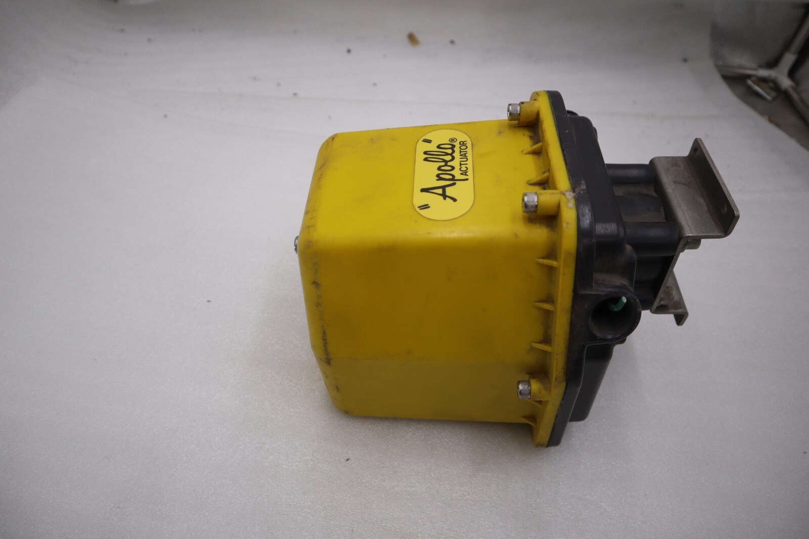 Used APOLLO AE40010  ACTUATOR 115VAC NEMA 4 TORQUE 400 IN-LBS STOCK 3452-A