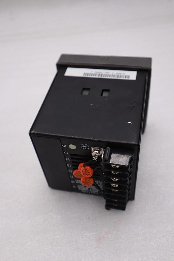 Used HONEYWELL CONTROLLER DC200H-0-000-1C0000-0 STOCK K-604-A
