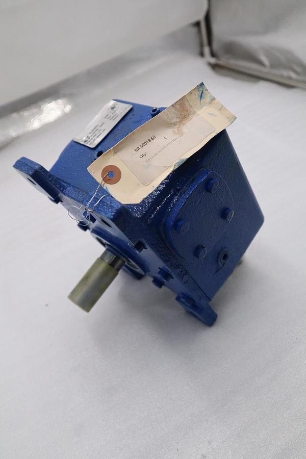 Used NEW OPEN BOX P & A Conveyor Gearbox DJ58RH 1800 Rpm 1/3 Hp 960:1 Ratio STK 2102A