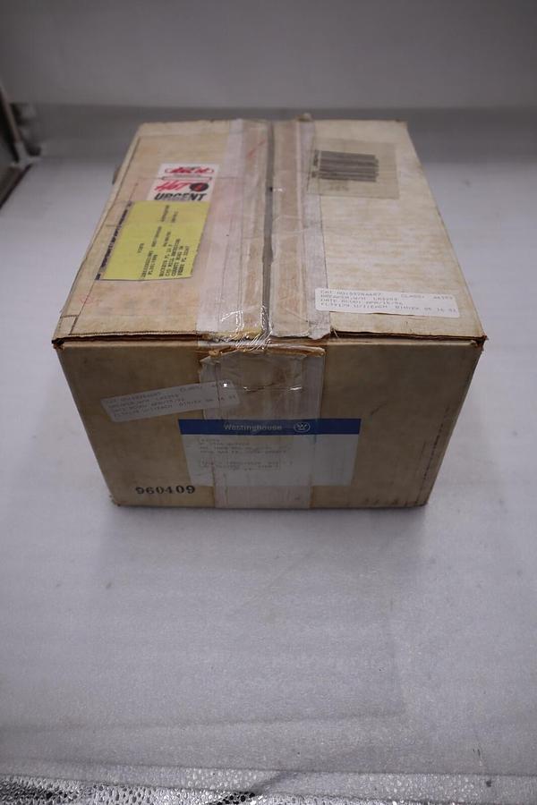 NEW IN BOX WESTINGHOUSE LA325 CIRCUIT BREAKER 250 AMP 3 POLE 600VAC STOCK G500