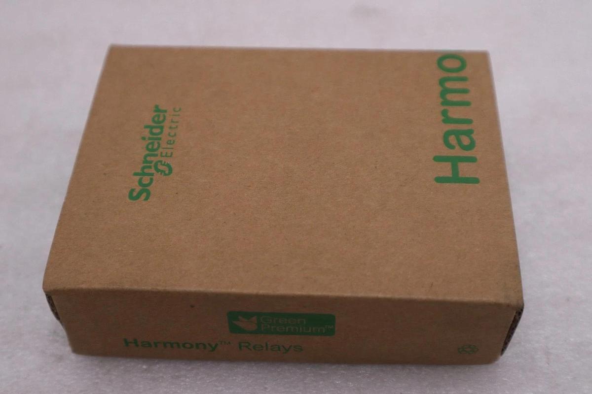Used SCHNEIDER ELECTRIC RPM12BD BOX OF 10 UNITS NEW STOCK GF-363A