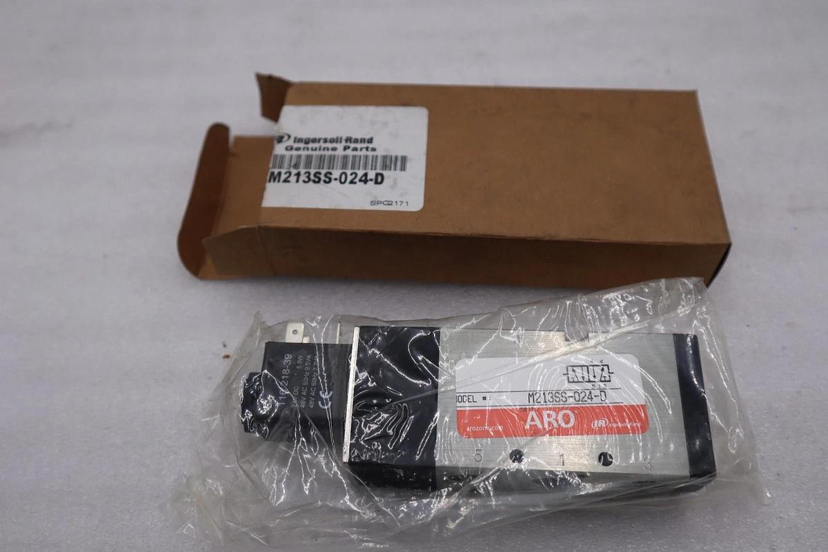 Ingersoll Rand M213SS-024-D Solenoid Valve - NEW IN BOX - STOCK 3113CC