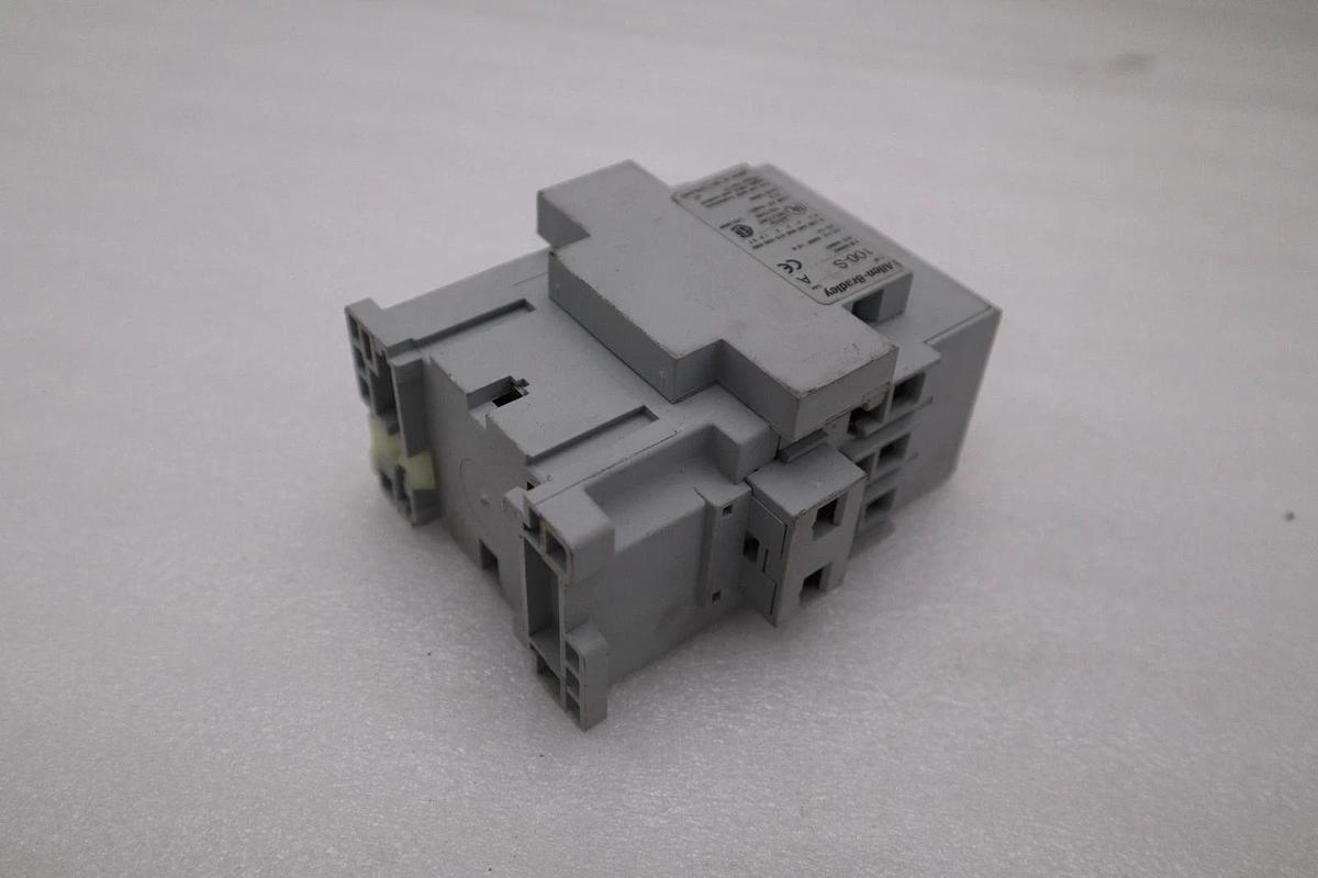 Used AB Allen-Bradley 100-C30*00 Series-B 600VAC Contactor STOCK H1194A