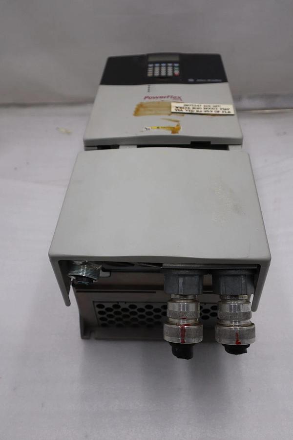 Used 30HP 20BE032A3AYNANC0 PowerFlex 70 Allen Bradley Drive VFD Stock GF-51