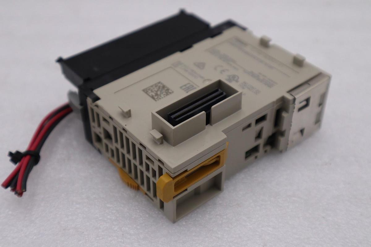 Used OMRON CJ1W-AD041-V11 / CJ1WAD041V11 (USED) STOCK 5897A