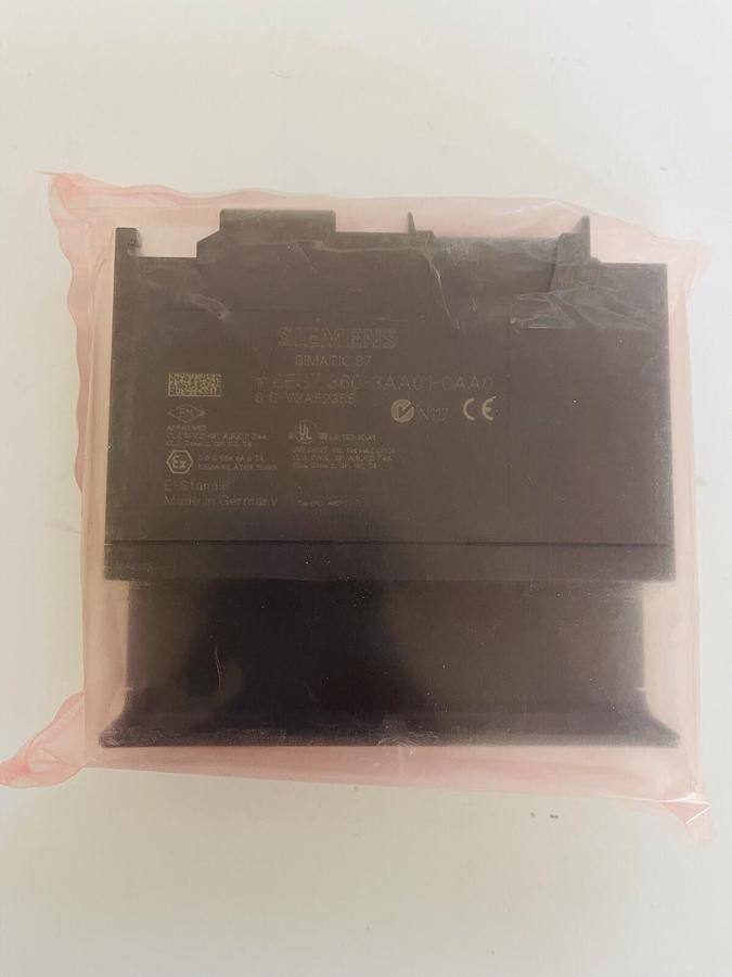 New Sealed Siemens 6ES7360-3AA01-0AA0 S7-300 IM360 Interface #K-1166