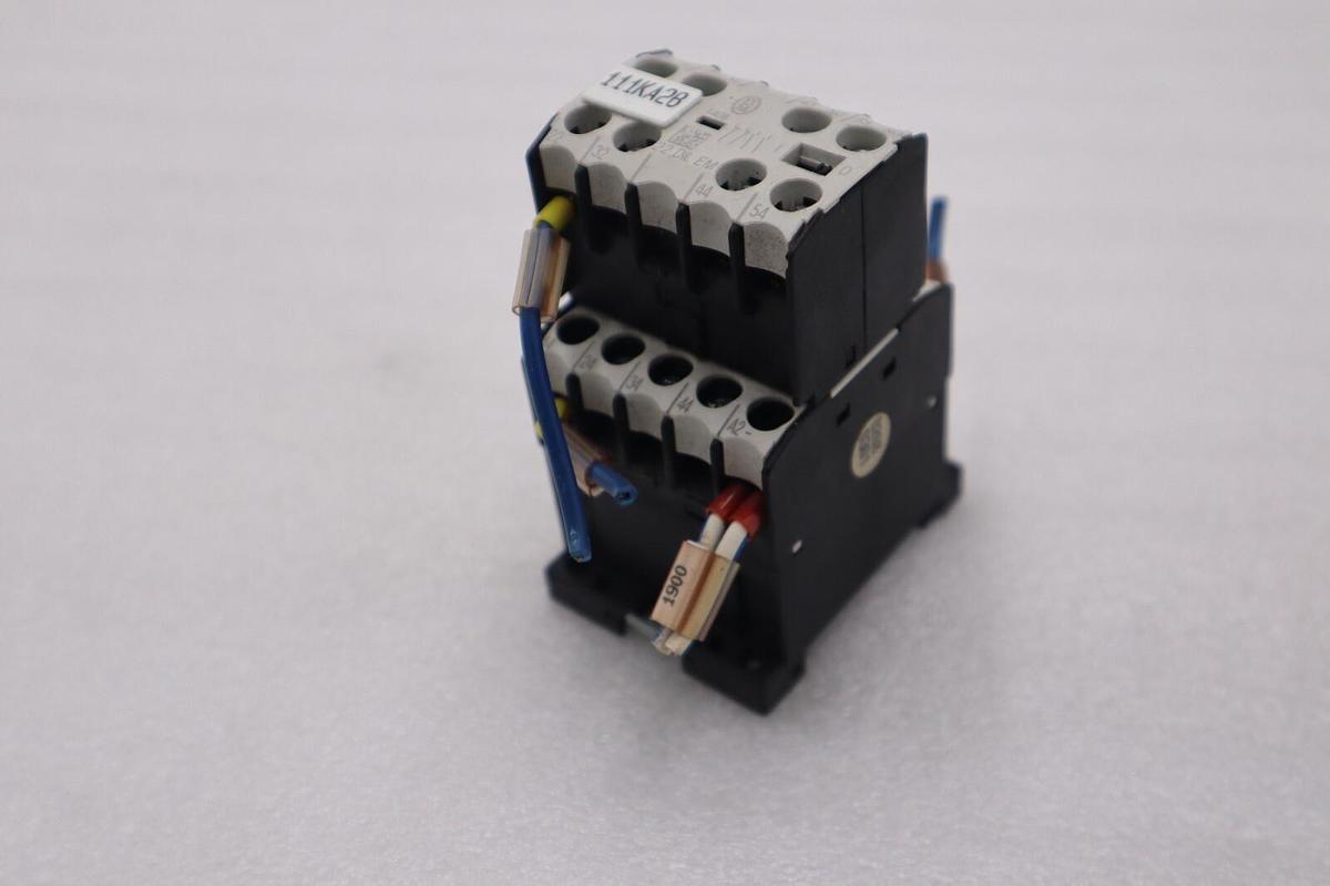 Used MOELLER IEC/EN 60947 MAGNETIC CONTACTOR STOCK 4739