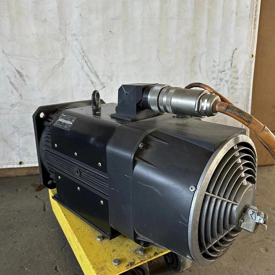 Used Rexroth R911309450 Used Servo 3ph Induction Motor MAD130B-0100-SA-S0-BQ0-35-V1