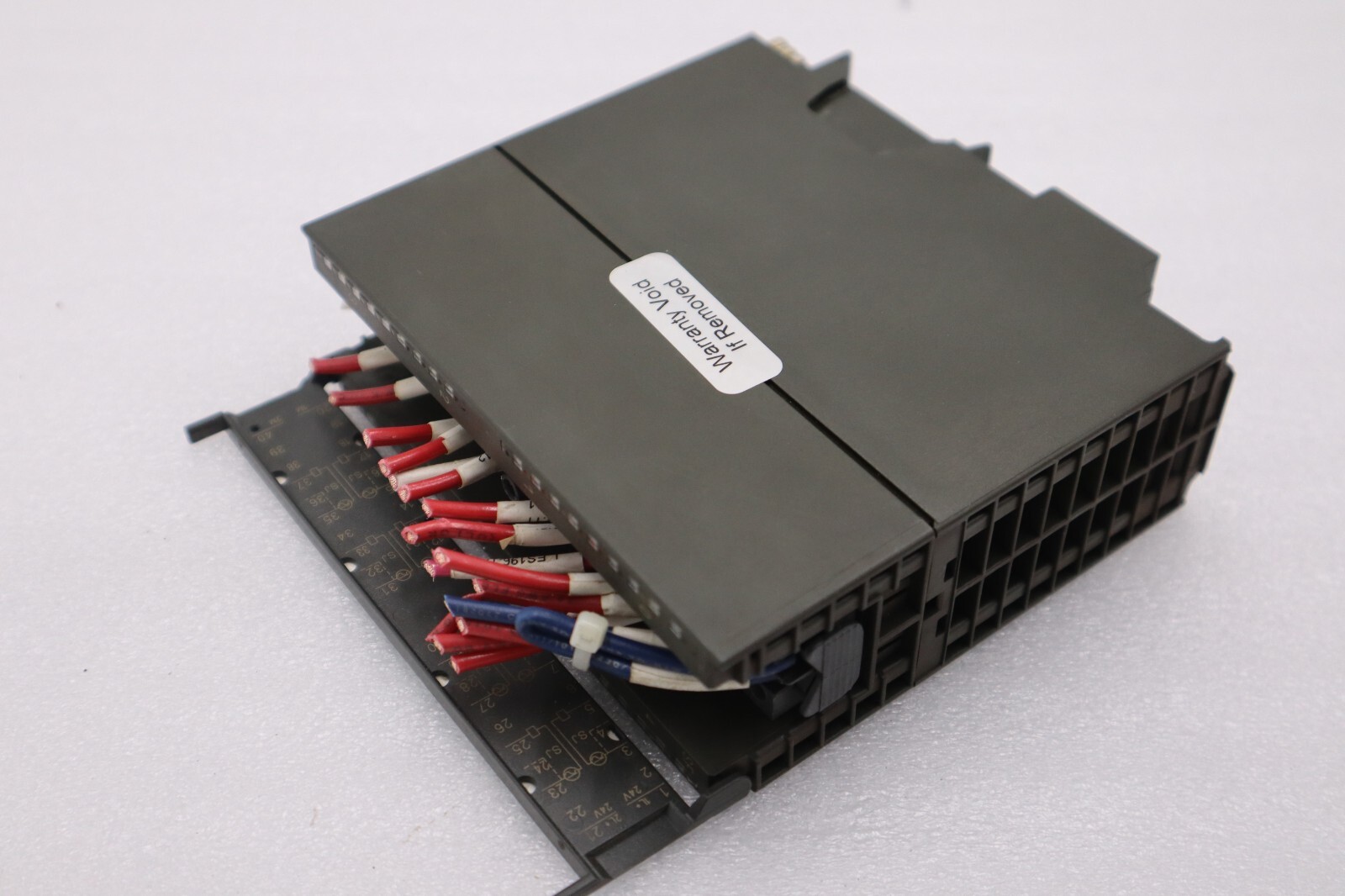 Used SIEMENS 6ES7 322-5HF00-0AB0 Output PLC Module STOCK K-672-C