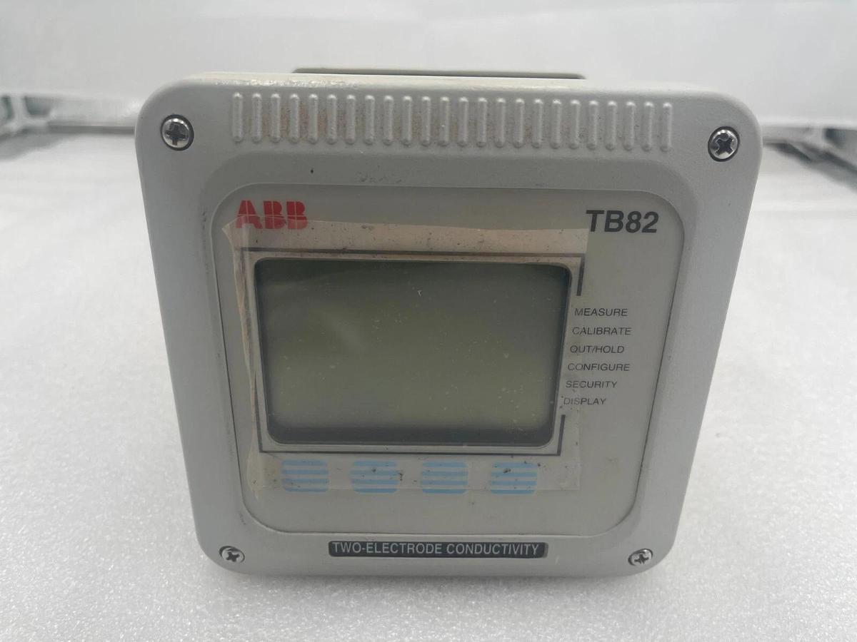 Used ABB TB82TE1010110  TB82TE 2-Wire Conductivity Transmitter, Pipe Mounting 2135