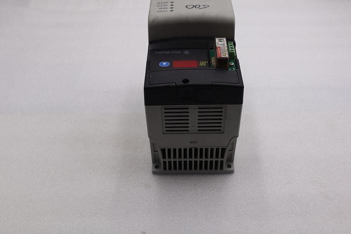 Used Allen Bradley 22D-D2P3N104 POWERFLEX-40 AC DRIVE 1.0HP SER A STOCK 1816