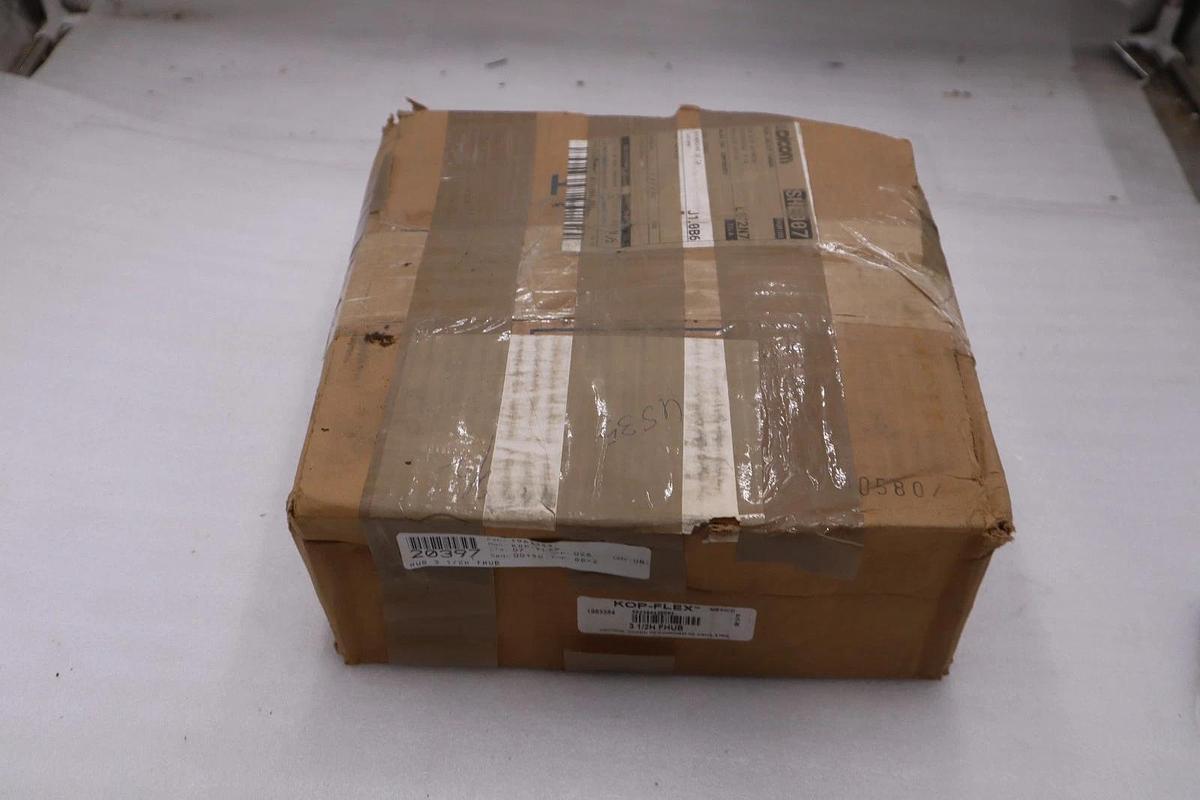Used KOP-FLEX 1963354 3 1/2H FHUB - NEW IN BOX - STOCK SGF123