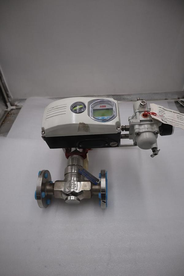 Used NEW ABB EDP300 Y0H2S2D POSITIONERMASTER CONTROL D1M5 UNIT NEW STOCK S-661