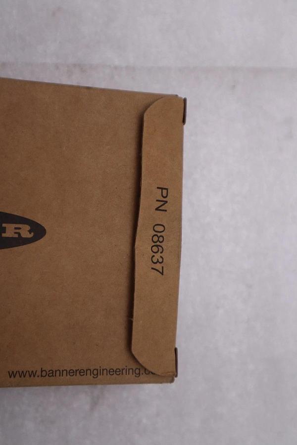 Used NEW BANNER S18AW3DQ1 BEAM SENSOR - STOCK GF212A