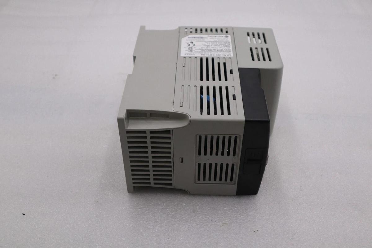 Used Allen Bradley 22D-D2P3N104 POWERFLEX-40 AC DRIVE 1.0HP SER A L-491