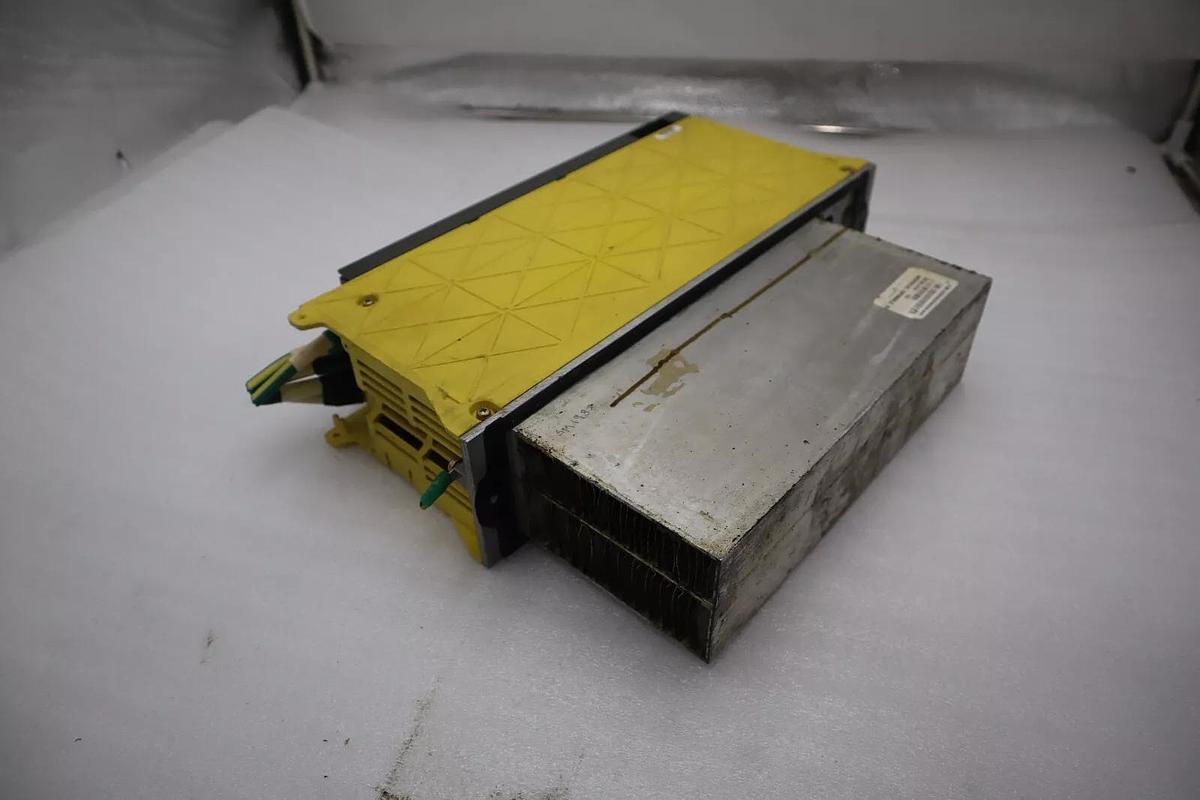 Used FANUC AO6B-6114-H211 SERVO AMPLIFIER MODULE STOCK 520-B