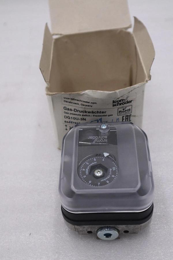 NEW KROM SCHRODER DG10U-3N 84447315 GAS PRESSURE SWITCH STOCK H641A