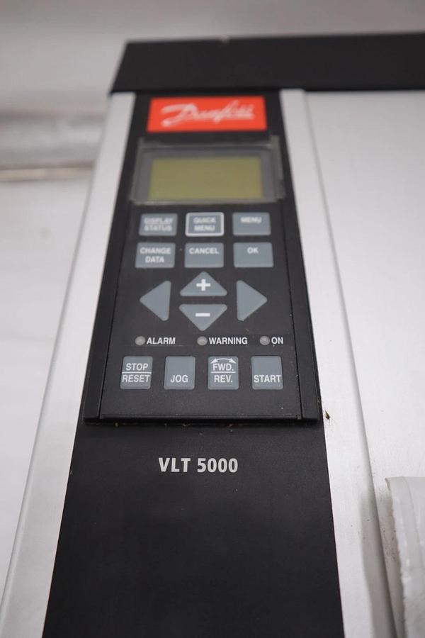 Used NEW DANFOSS VLT5006 PT5C54STR3DLF00A00C0 175Z0293 VARIABLE SPEED DRIVE #H1106