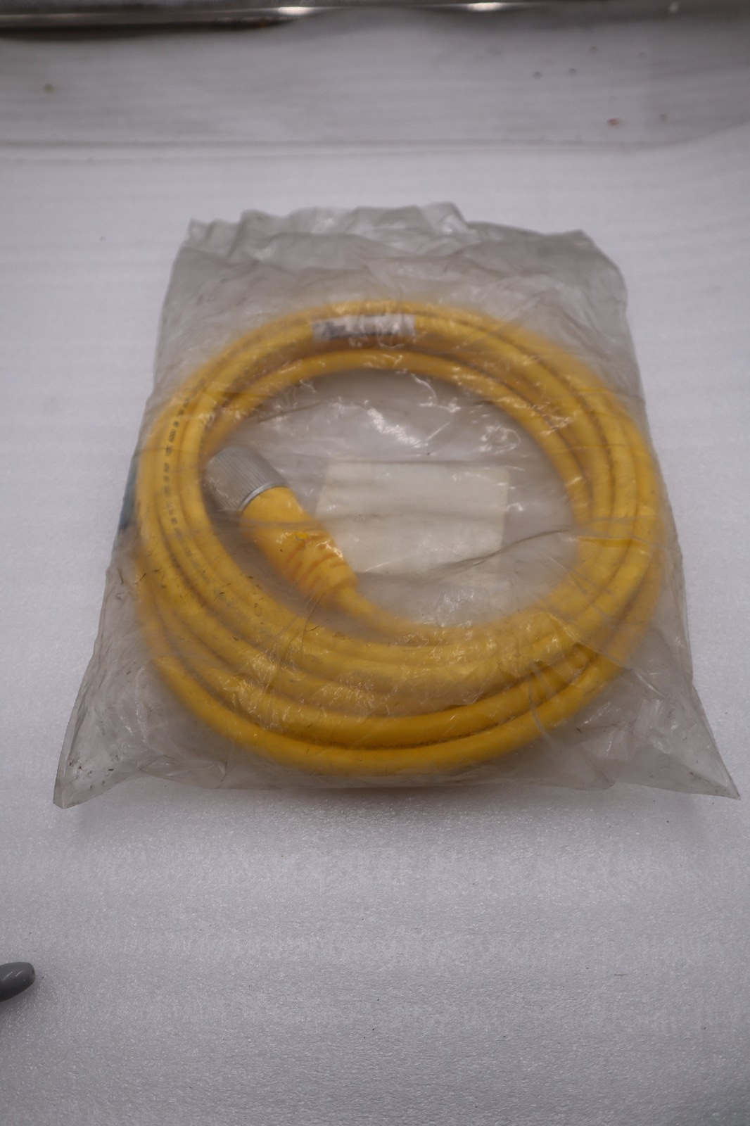 TURCK RKM 76-5M/U2-00137 / RKM765M - NEW IN BOX STOCK H1058