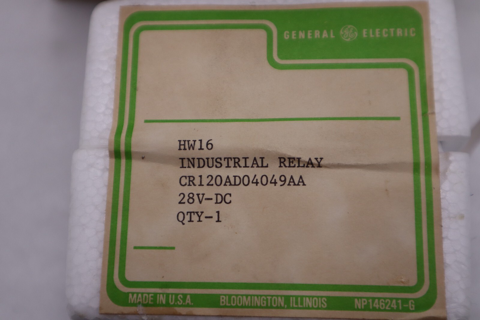 NEW GENERAL ELECTRIC CR120AD04049AA INDUSTRIAL RELAY STOCK G573A