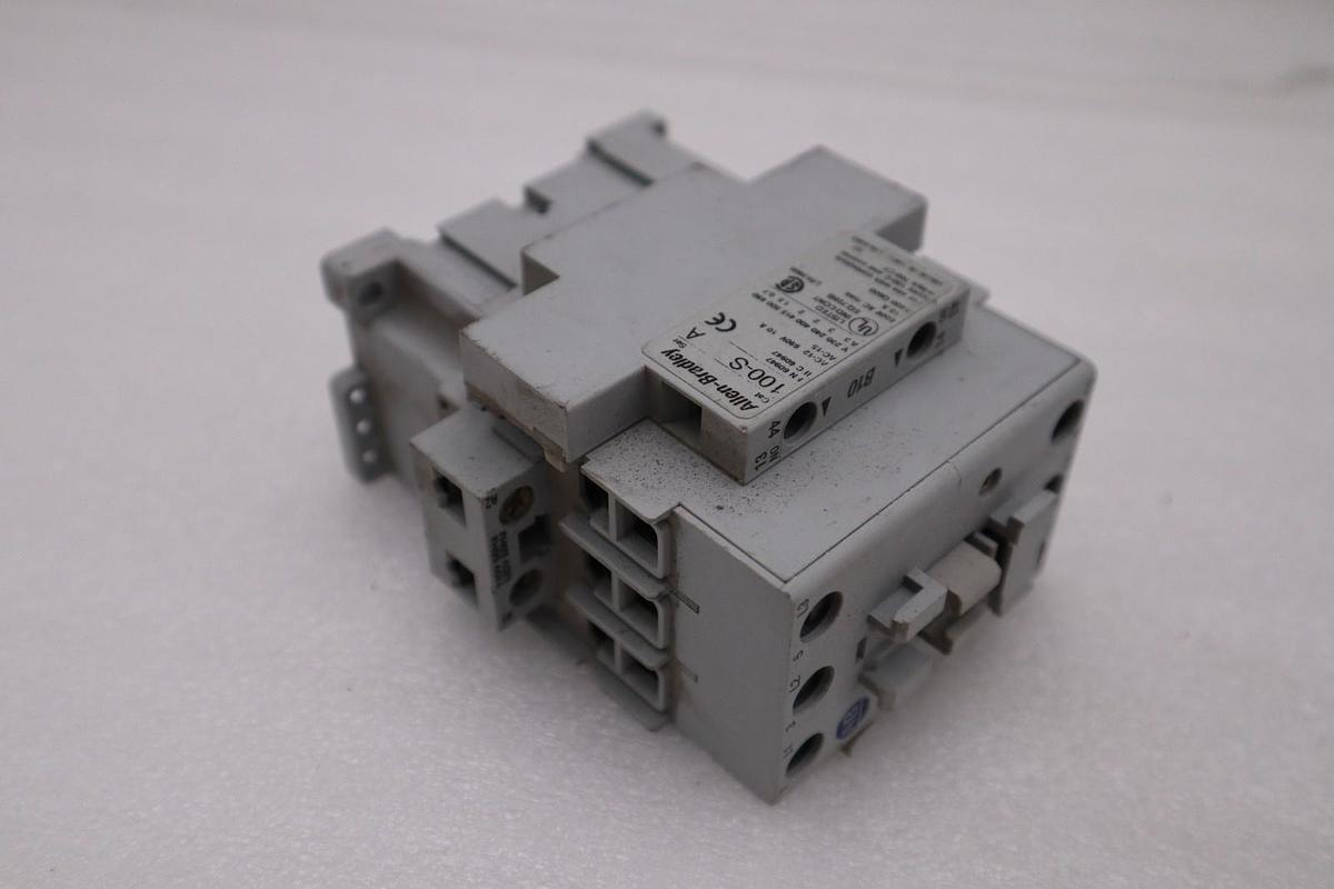 Used AB Allen-Bradley 100-C30*00 Series-B 600VAC Contactor STOCK H1193A