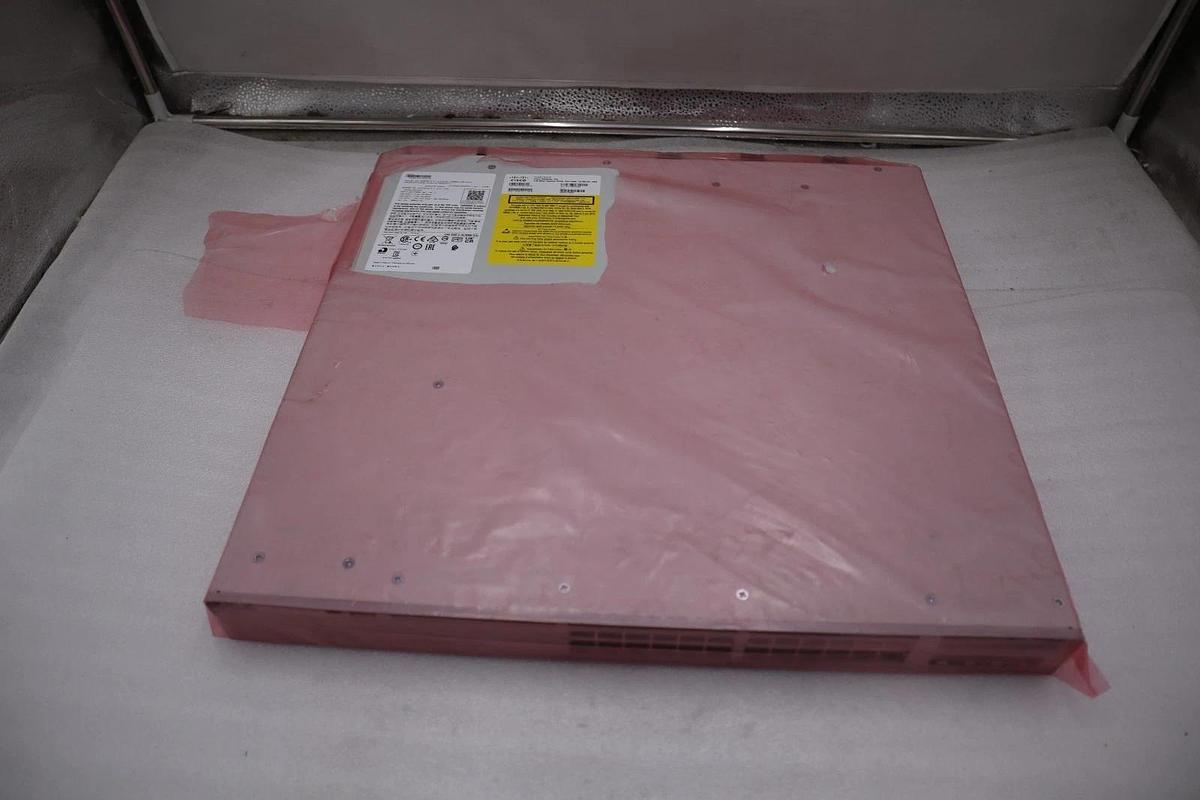 Used CISCO C9300L-24P-4G-E Catalyst Network Advantage Switch 24ports - STOCK GF213