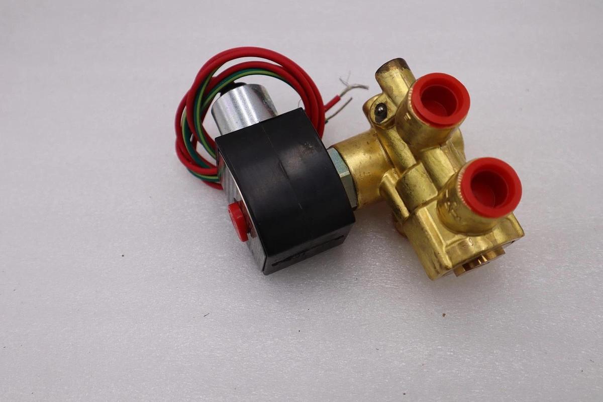 Used ASCO EF8321G002 Solenoid Valve  3-Way NC 3/8"  NEW UNIT STOCK H1175A