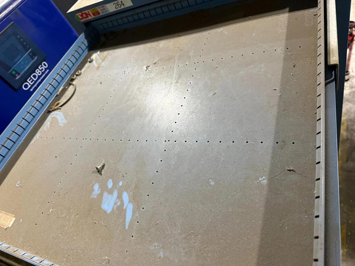 Used LYON 11 DRAWER CABINET MSS II SAFETYLINK 30"X28"X60" (NO CONTENTS)