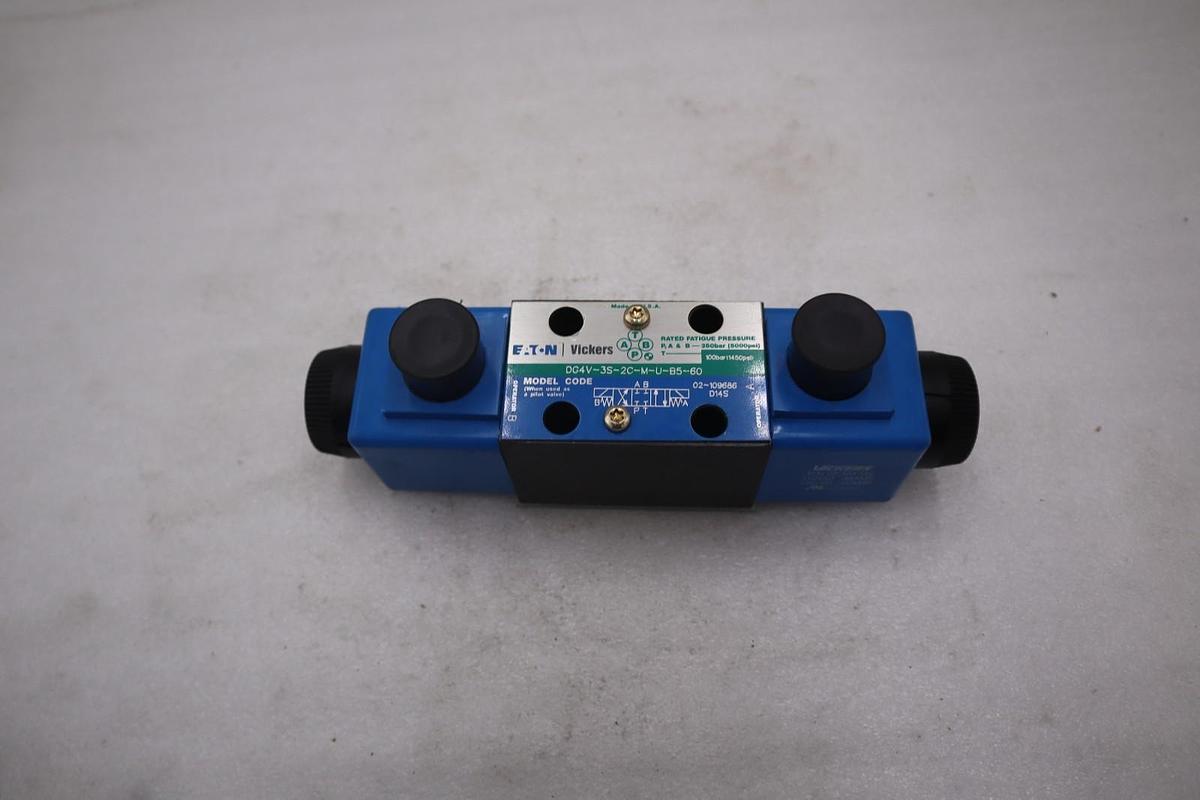 EATON DG4V-3S-2C-M-U-B5-60 VICKERS STOCK #2085B