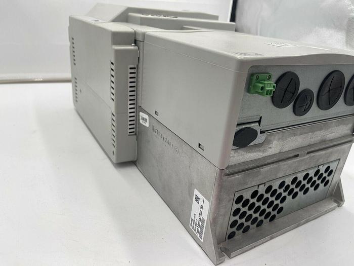 ALLEN BRADLEY 2099-BM07-S / 2099BM07S KINETIX 7000 SERVO DRIVE NEW UNUSED 1208-B