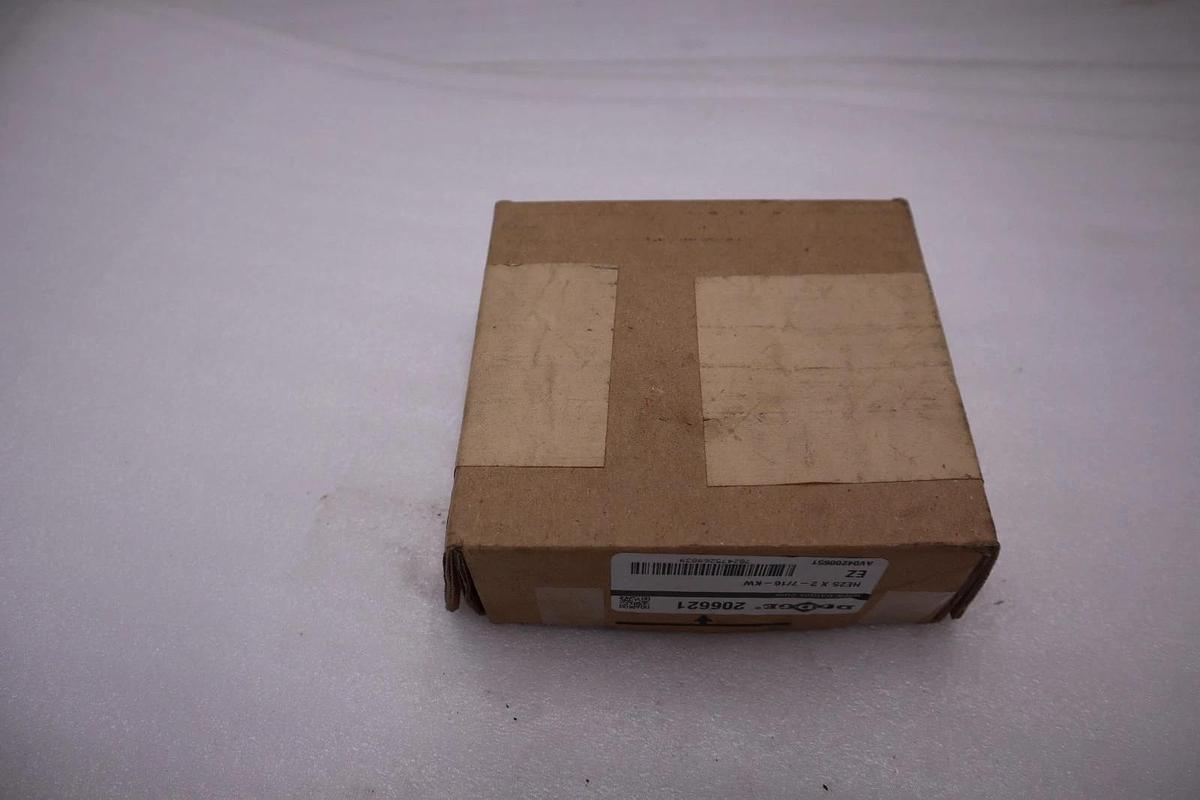 Used NEW IN BOX Dodge 206621 He Bushing HE25 X 2-7/16-KW STOCK H1347