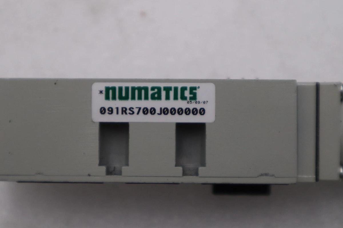 Used NEW NUMATICS PNEUMATIC 091RS700J000000 PRESSURE REGULATOR STOCK H354A