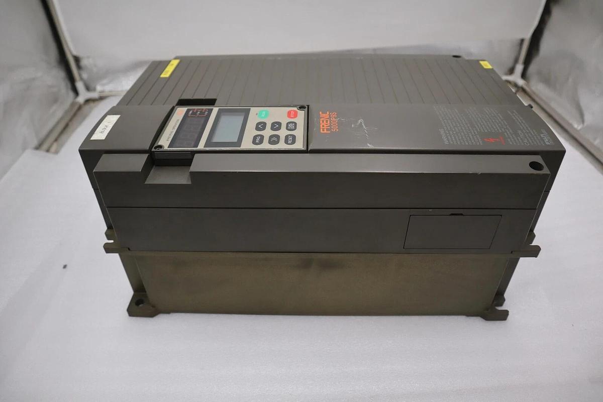Used FUJI ELECTRIC FRN 15 P9S-4EN SER 761331S002 3AC 380-415V STOCK 2527A