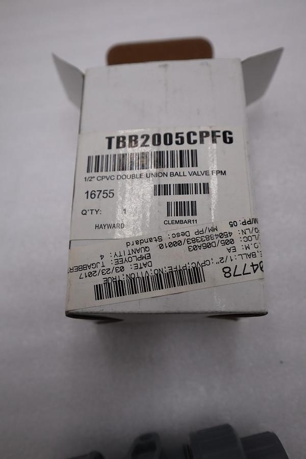 HAYWARD TBB2005CPFG 1/2" CPVC True Union Ball Valve Socket/Threaded STK H876A