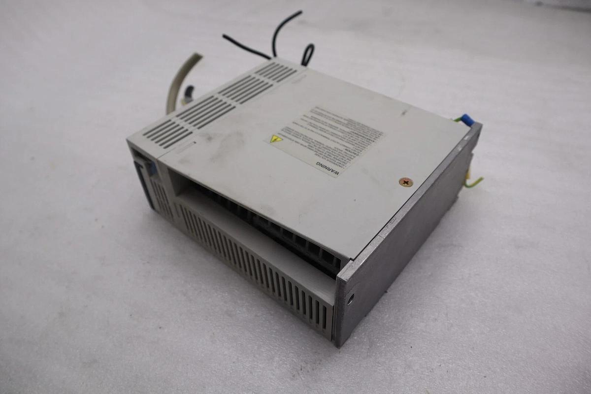Used MITSUBISHI MR-J2S-100CL AC SERVO DRIVE STOCK 5006