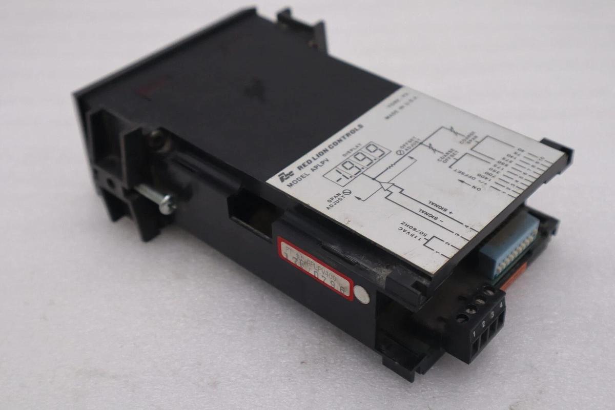 Used RED LION CONTROLS MODEL APLPV PROCESS VOLTMETER 115VAC 50/60Hz STOCK L-555-C