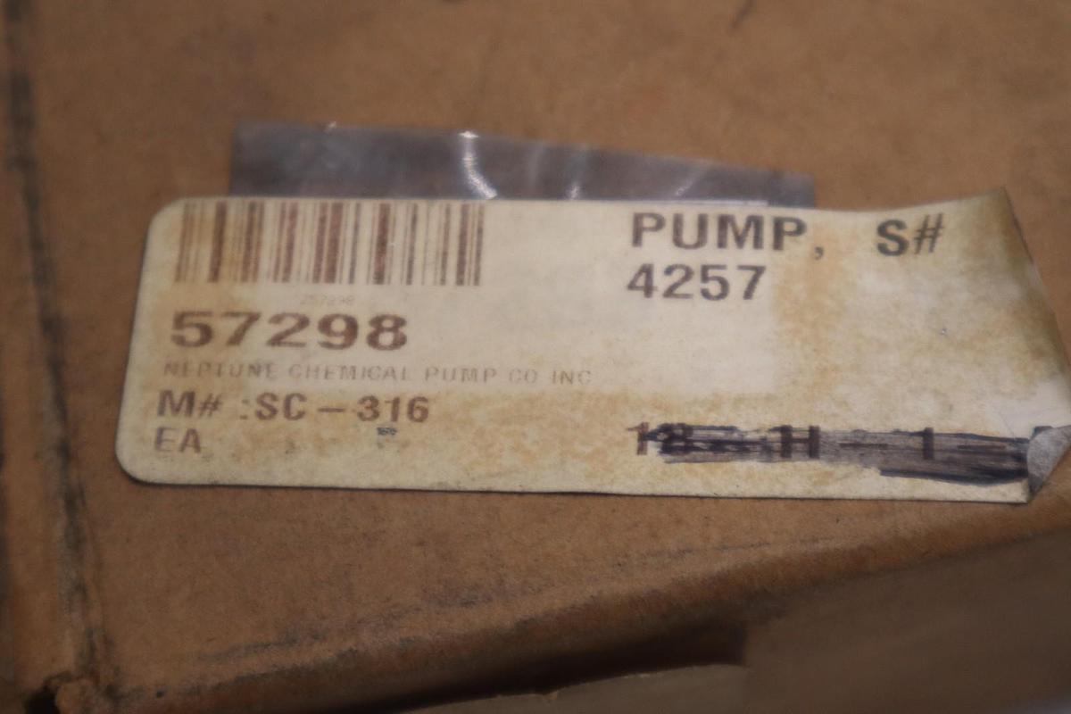 Used NEW OPEN BOX NEPTUNE SC-316 / SC316 CHEMICAL PUMP SAMPLE COOLER STK 5642CC