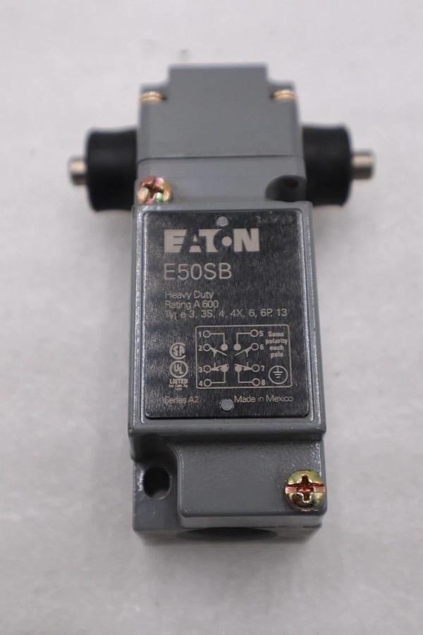 NEW OPEN BOX Eaton E50SB Limit Switch Body Double Pole STK K2113CC 782113290683