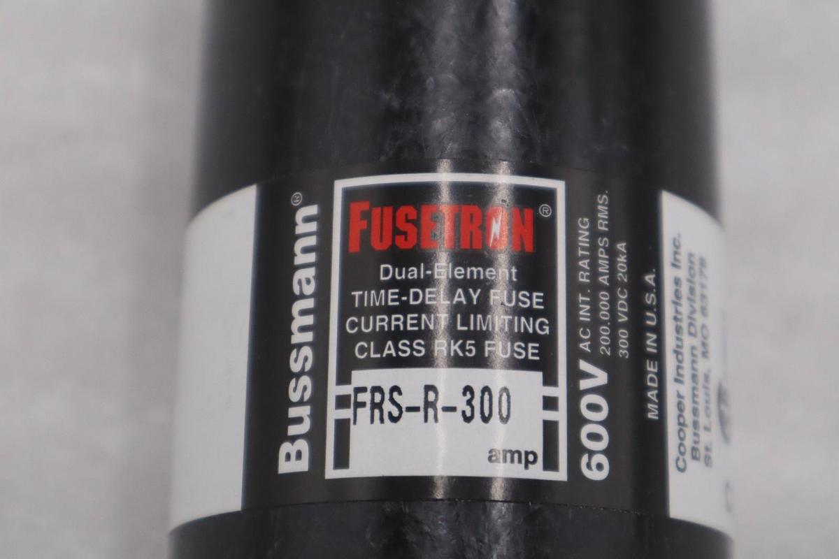 NIB - BUSSMANN - FRS-R-300 600V RK5 TD FUSE - STOCK GF611