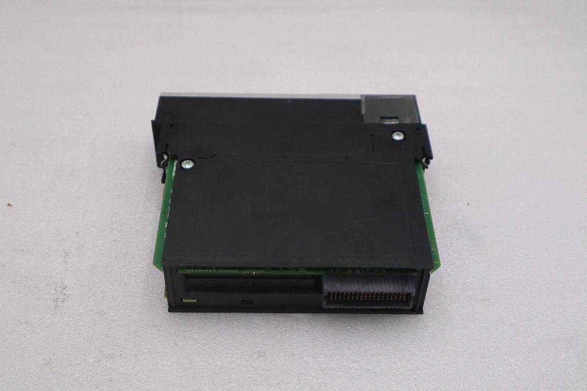 Used Allen Bradley 1756-L61 Ser B FW 1.10 ControlLogix 5561 CPU Processor STOCK 841C